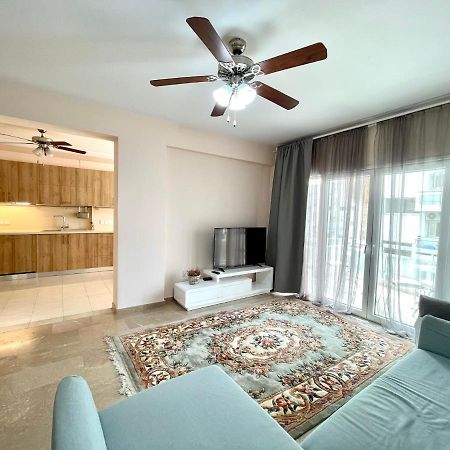 100 M To The Beach Sea La Vie 3 Bedroom Apartment Limassol Bagian luar foto